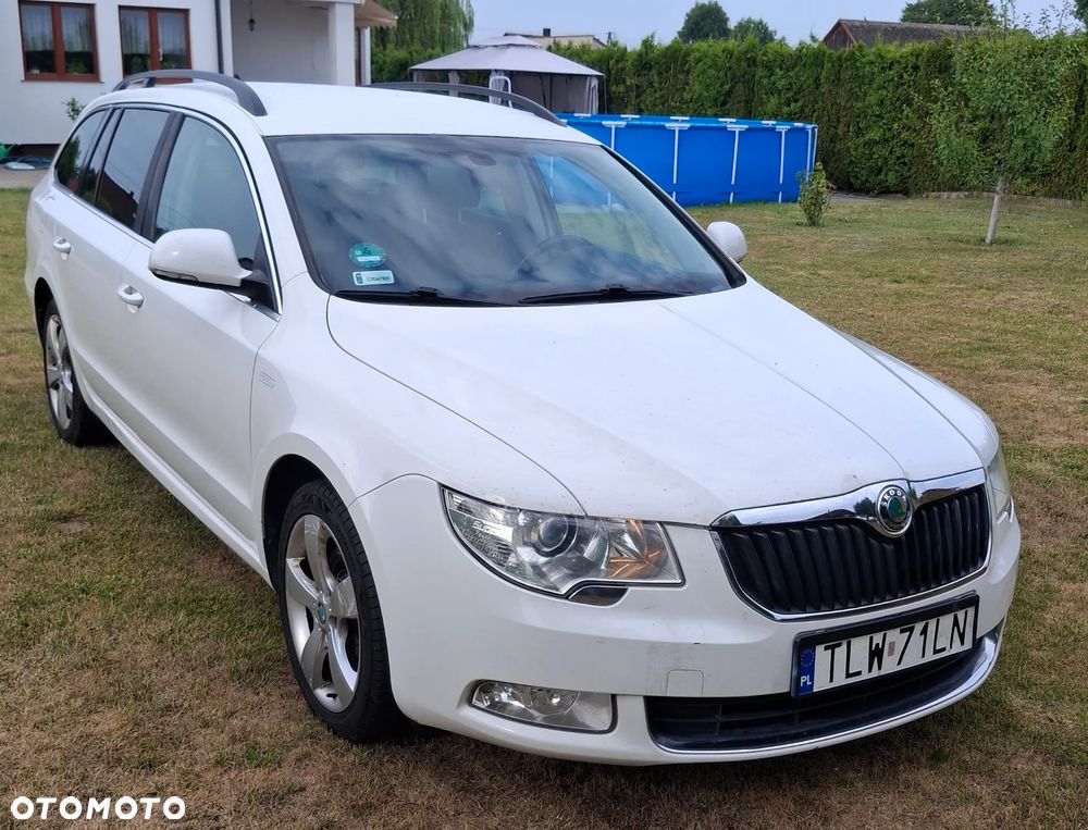 Skoda Superb 1.8 TSI DSG FAMILY - 3