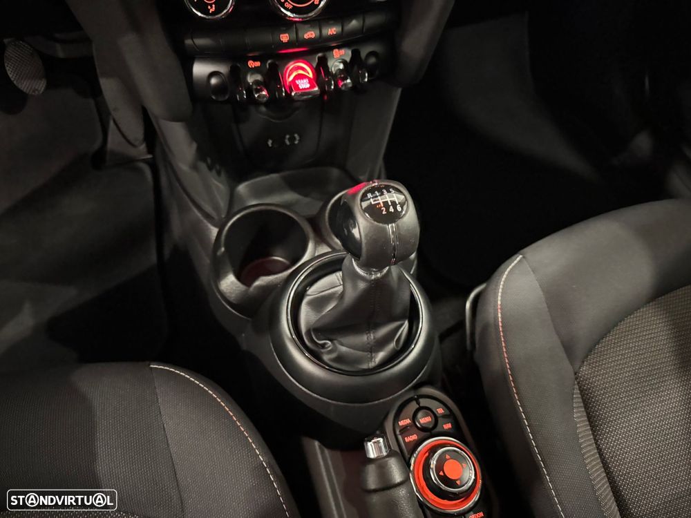 MINI 5 Portas One D - 37