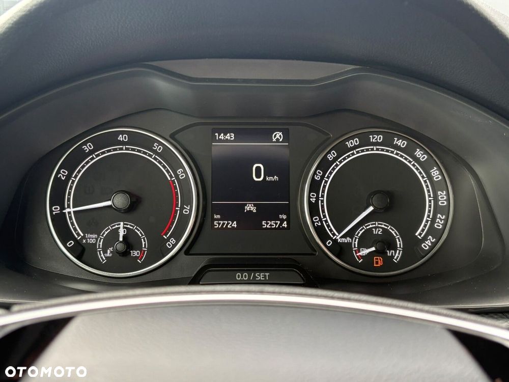 Skoda Kamiq 1.0 TSI Ambition - 8
