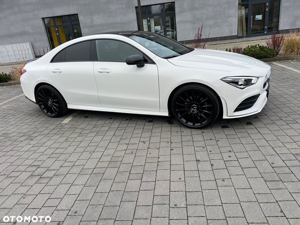 Mercedes-Benz CLA 180 7G-DCT AMG Line - 3