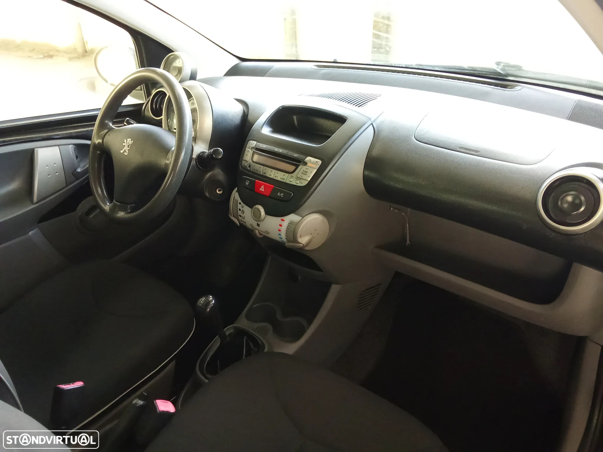 Peugeot 107 1.0 Active - 8