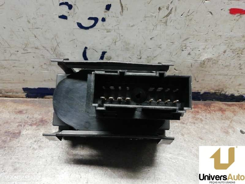 COMANDO LUZES FORD FOCUS II SEDAN 2006 - - 4