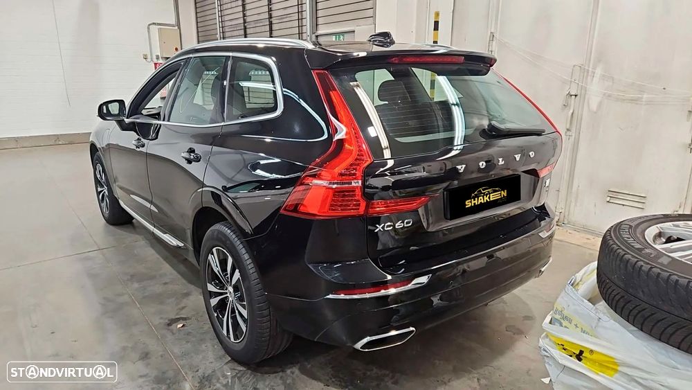 Volvo XC 60 2.0 T8 PHEV Momentum AWD - 4