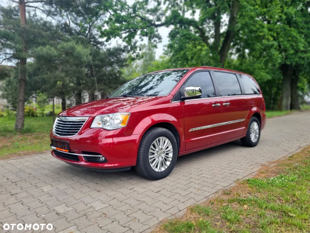 Chrysler Town and Country