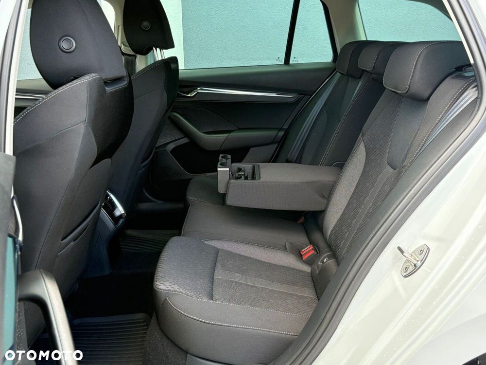 Skoda Octavia 2.0 TDI Style DSG - 16