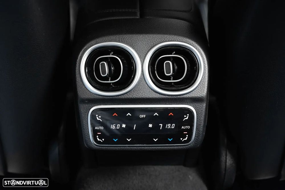 Mercedes-Benz C 300 - 42