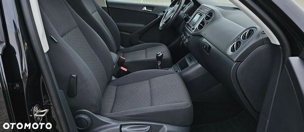 Volkswagen Tiguan 1.4 TSI BlueMotion Technology Lounge Sport & Style - 11