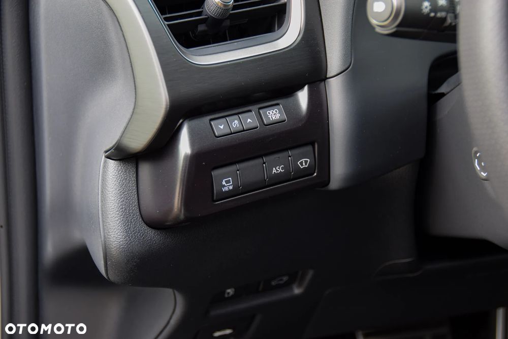 Lexus UX 300h F Sport - 15