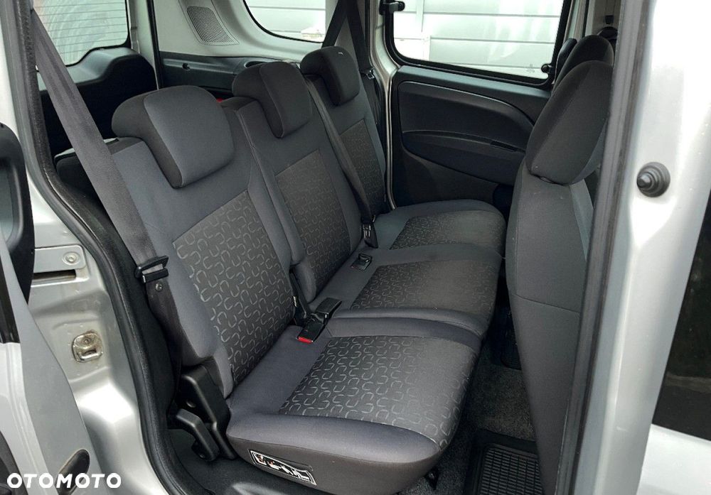 Fiat Doblo - 16