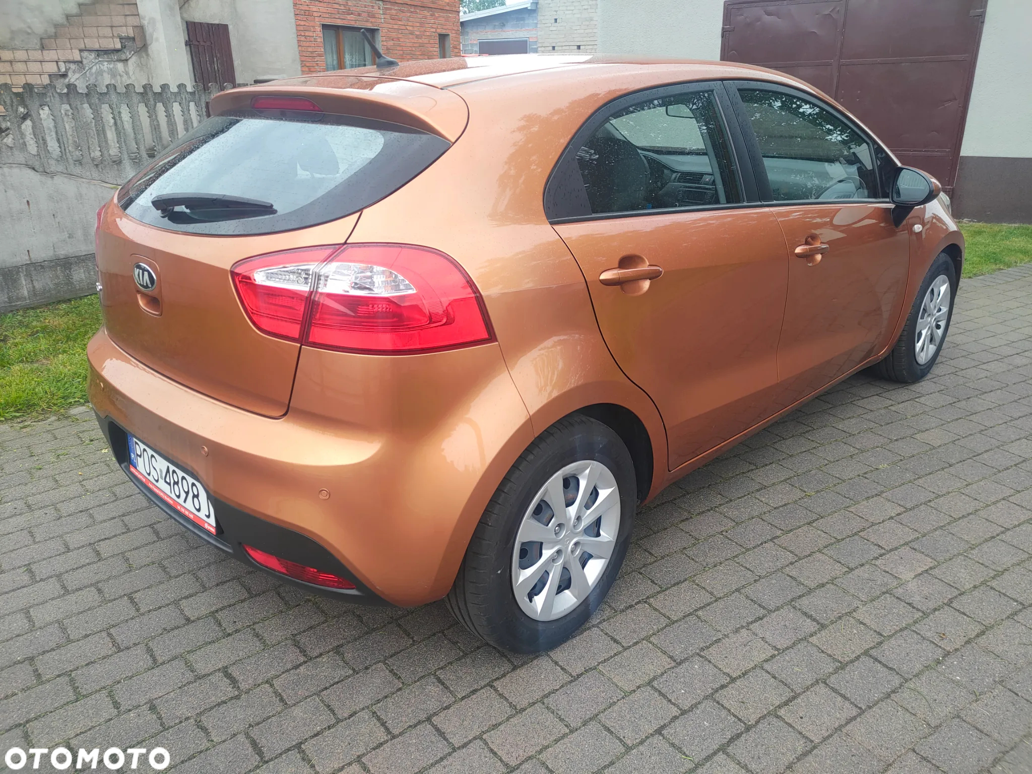 Kia Rio 1.2 Attract - 23