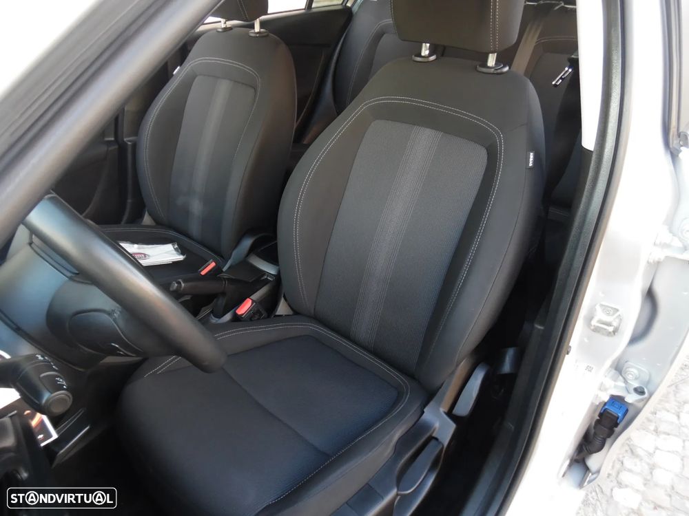 Fiat Tipo Station Wagon 1.0 GSE T3 City Life - 24
