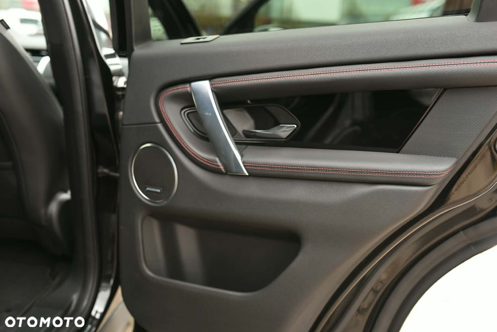 Land Rover Discovery Sport 2.0 D200 mHEV Dynamic SE - 31