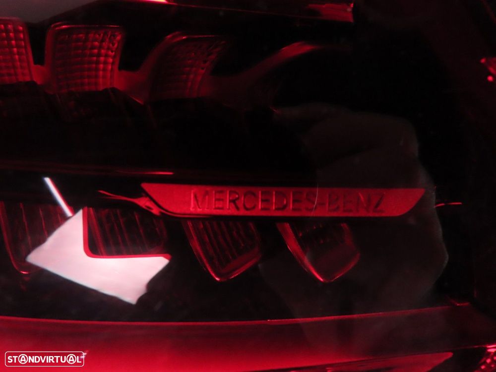 Farolim LED Esquerdo/Trás Usado / Original MERCEDES-BENZ A-CLASS (W177) A1779068... - 2
