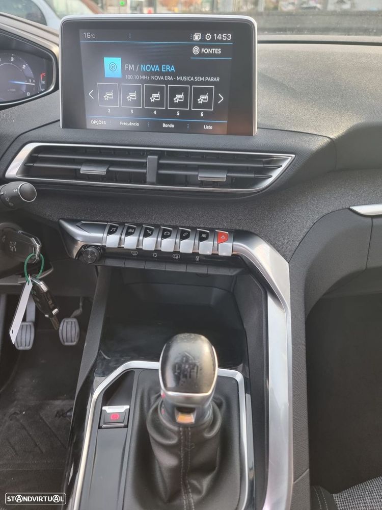 Peugeot 5008 1.5 BlueHDi Allure - 15