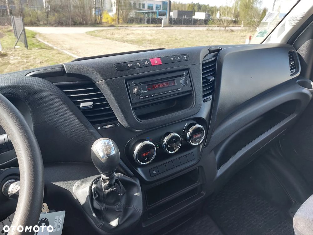Iveco 35c14 - 17