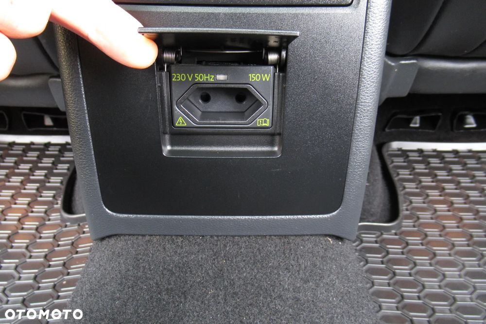 Skoda Octavia 2.0 TDI DSG RS - 37