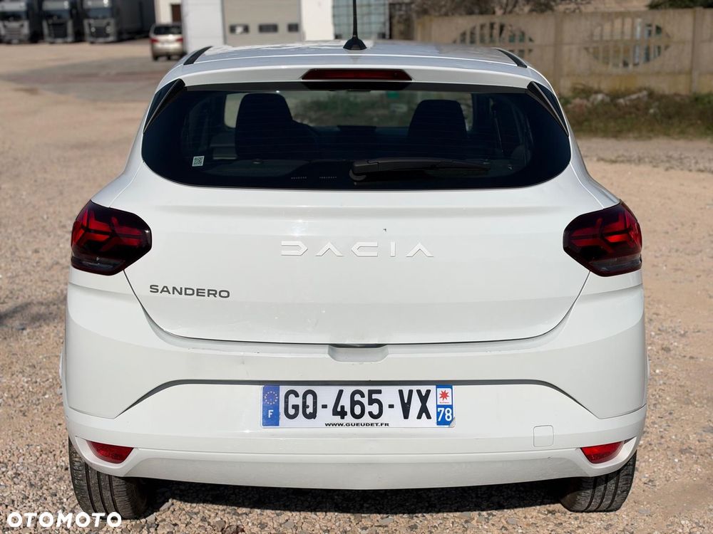 Dacia Sandero - 6