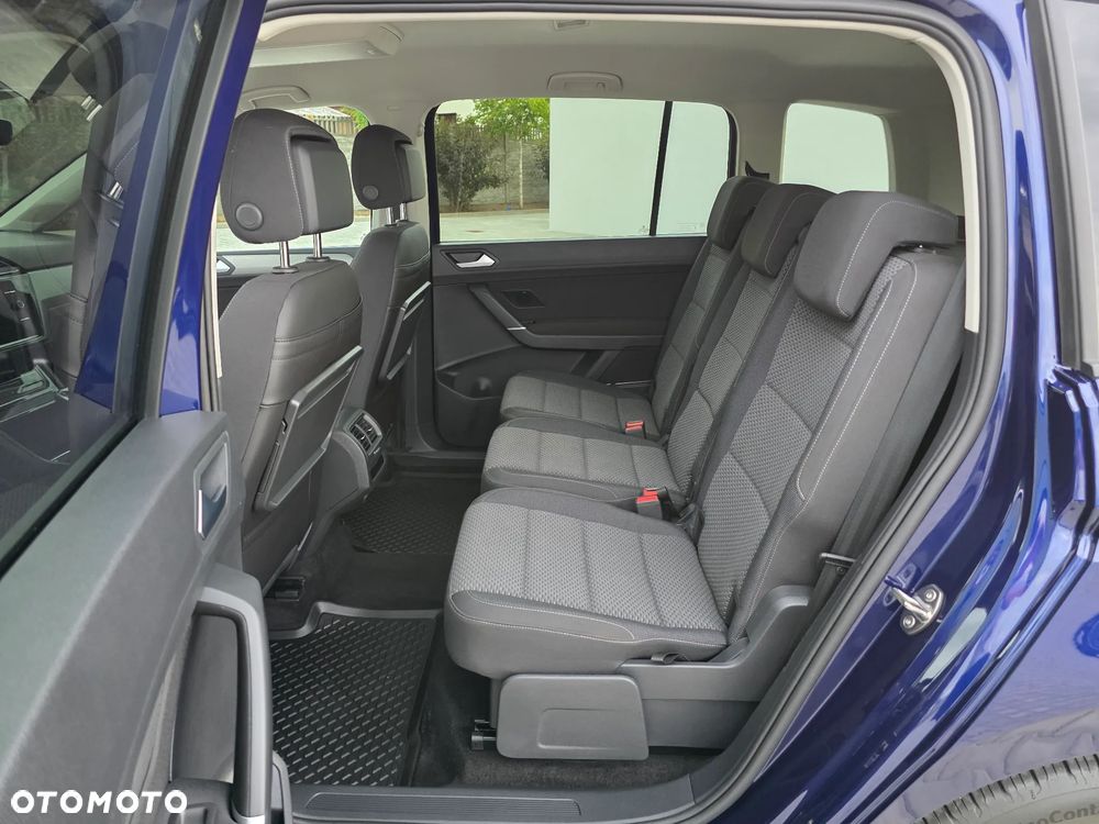 Volkswagen Touran 1.5 TSI EVO Comfortline - 24