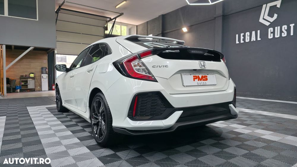 Honda Civic 1.0 i-VTEC Turbo Elegance - 2