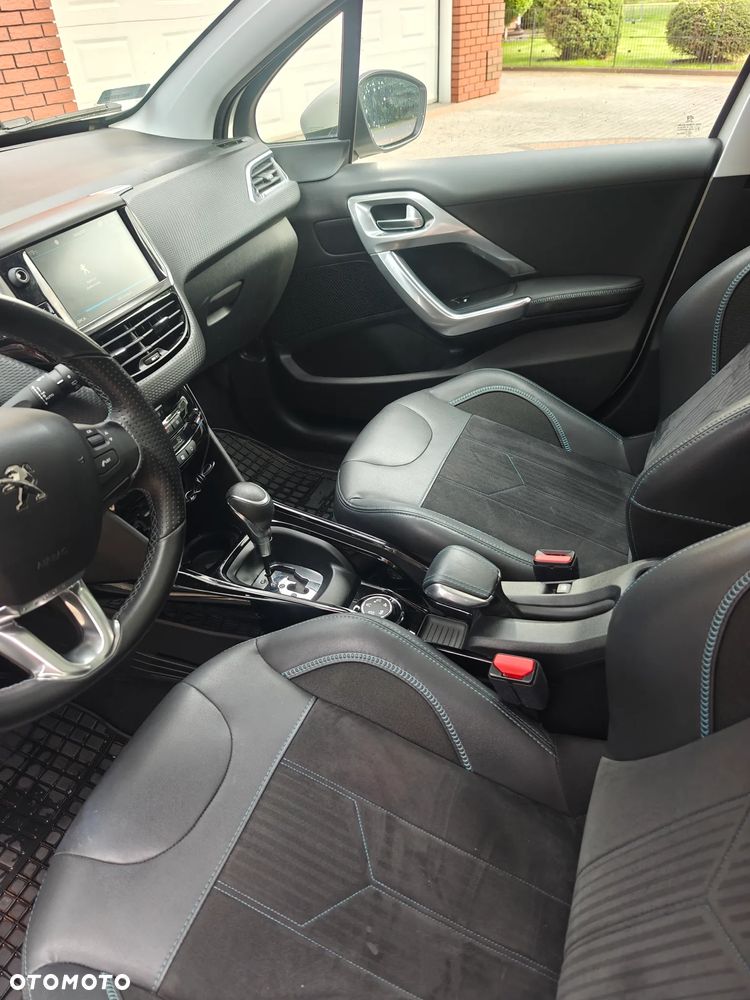 Peugeot 2008 1.2 Pure Tech GPF Crossway S&S EAT6 - 9