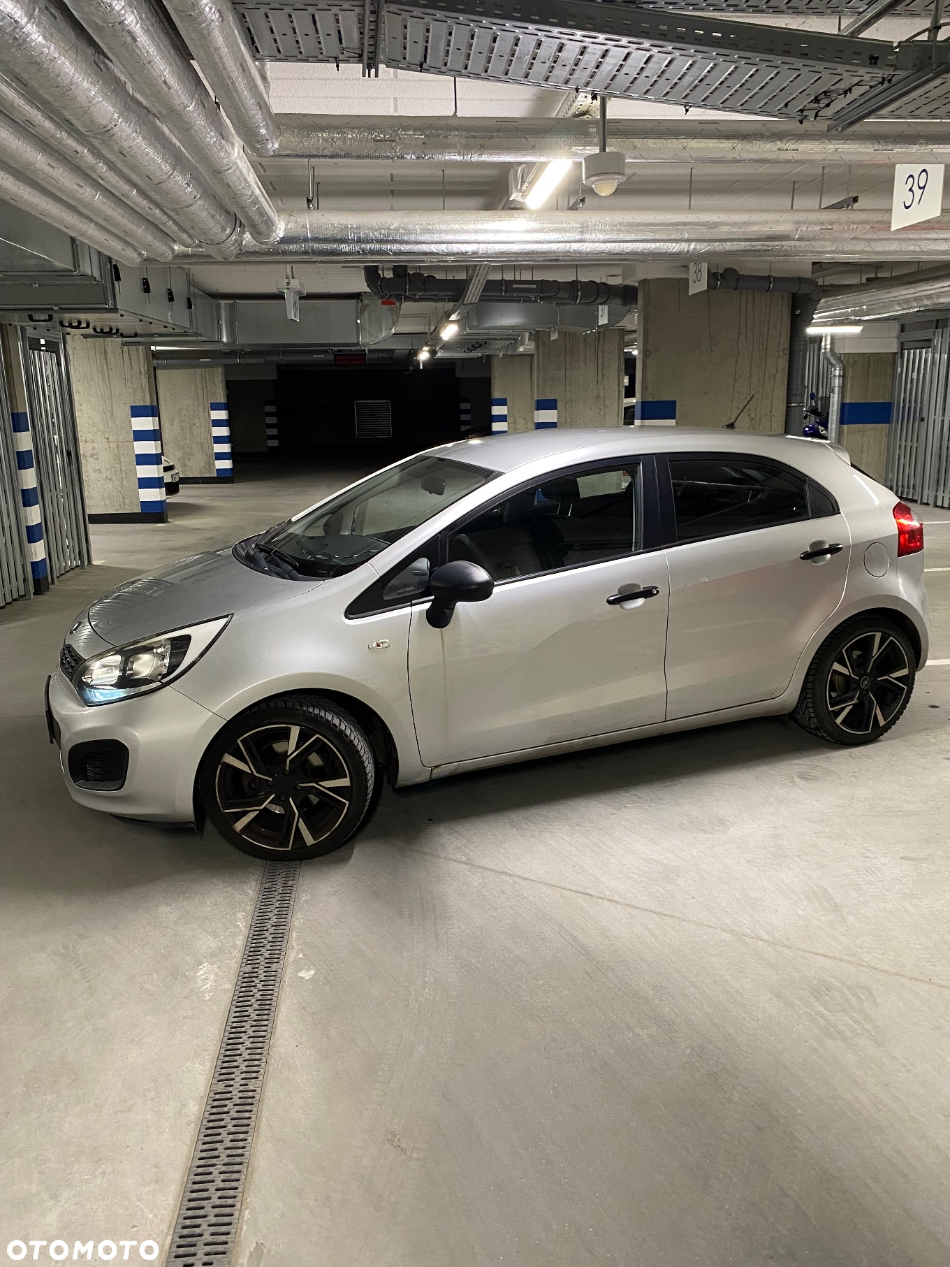 Kia Rio - 5