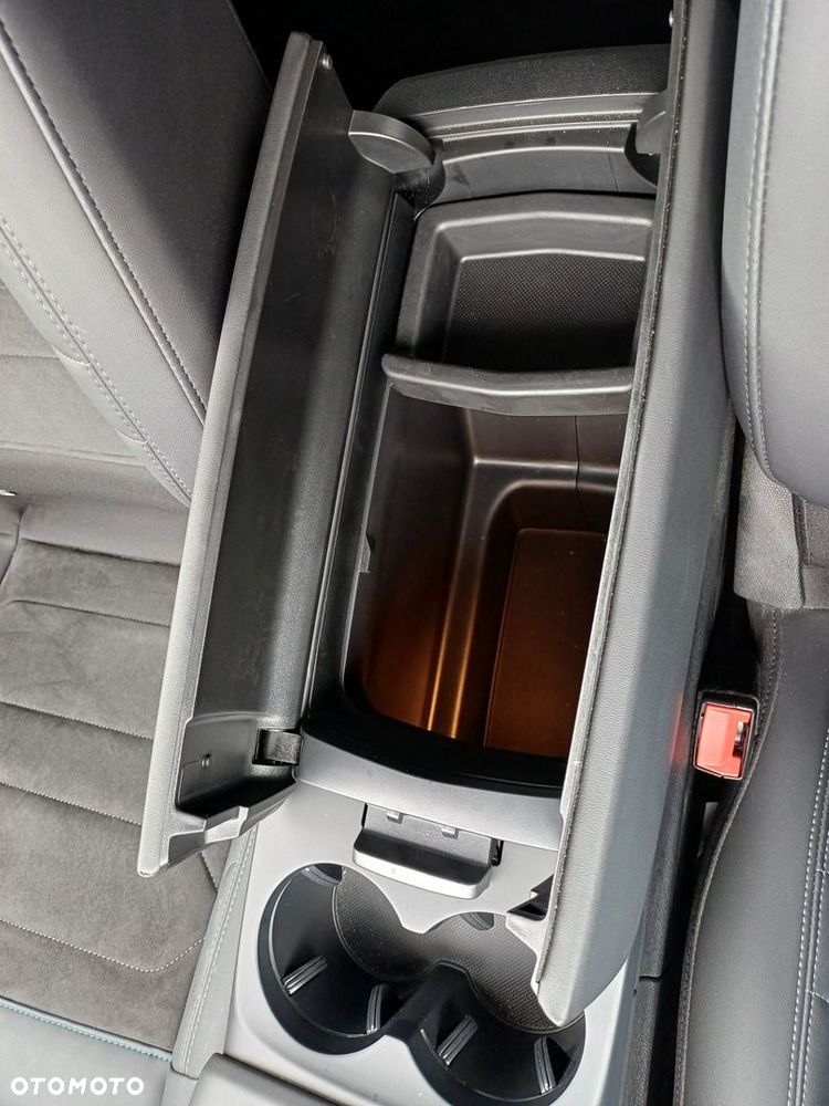 Citroën C5 Aircross 1.2 PureTech Shine Pack EAT8 - 32