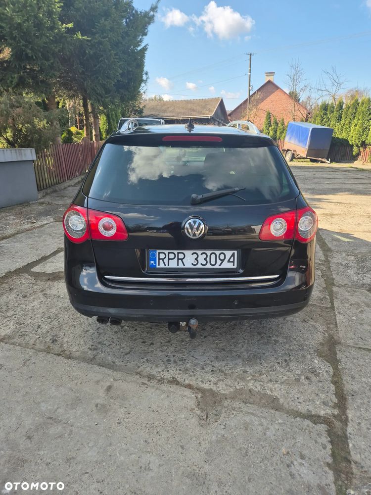 Volkswagen Passat 2.0 TDI DPF Comfortline - 2