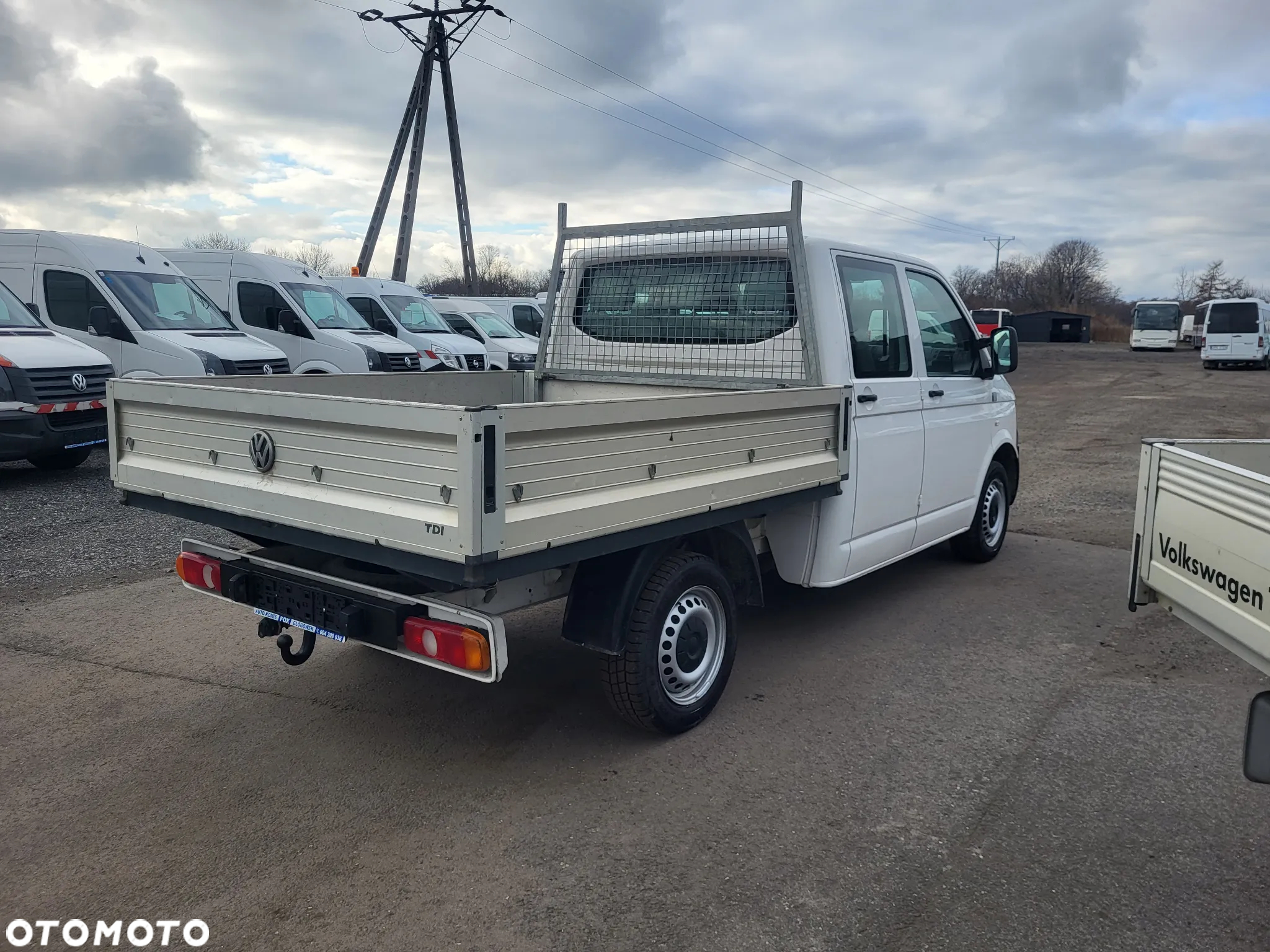 Volkswagen Transporter t5 lift doka klima stan idealny - 4