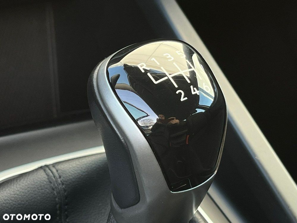 Volkswagen Golf Variant - 23