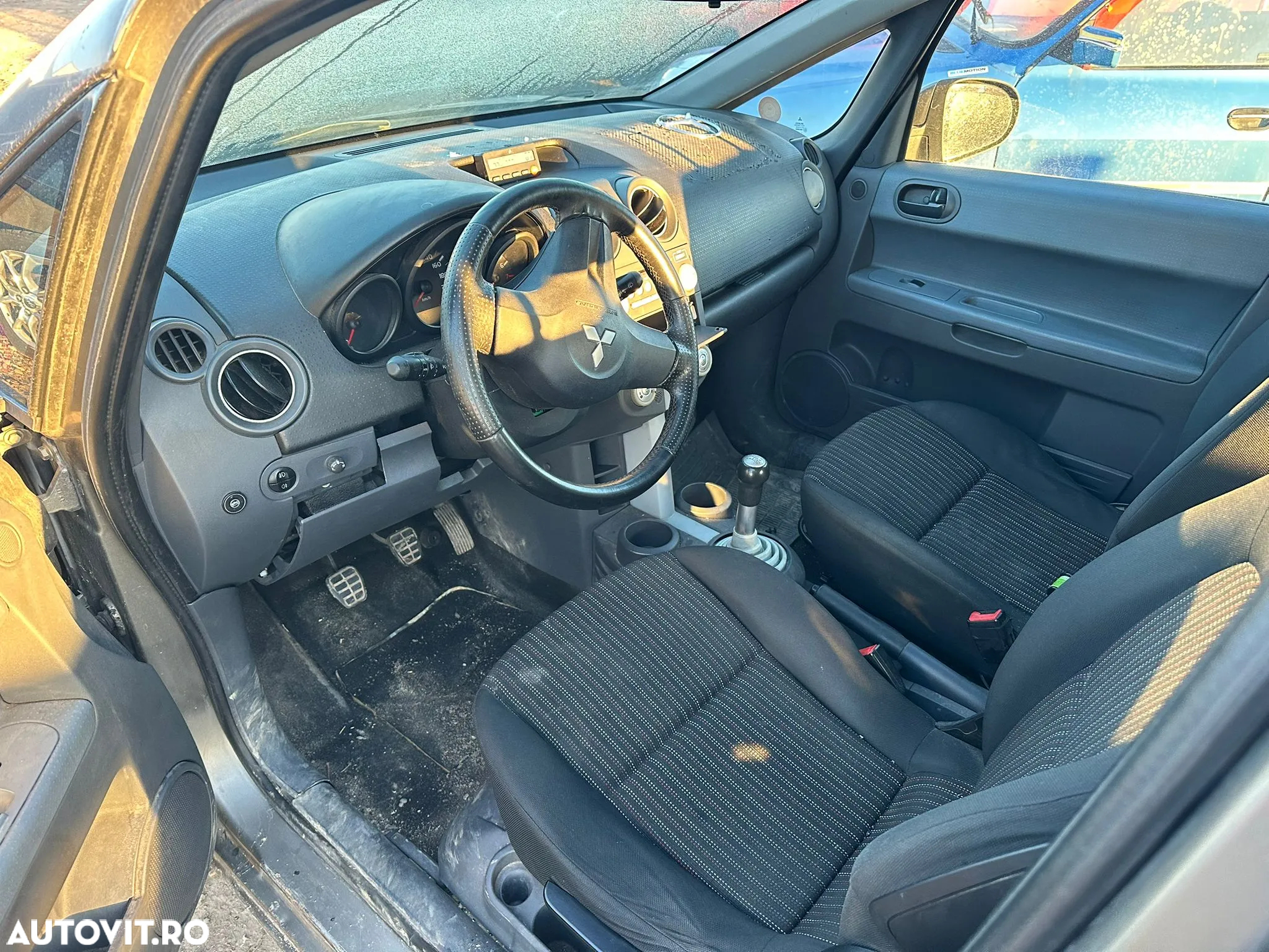 Dezmembrari Mitsubishi Colt, 1.1, , an 2007, Benzina + GPL - 4