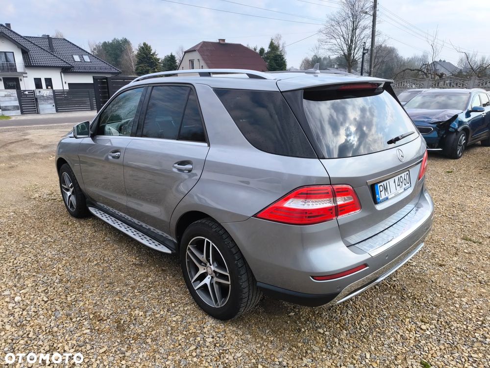 Mercedes-Benz ML - 4