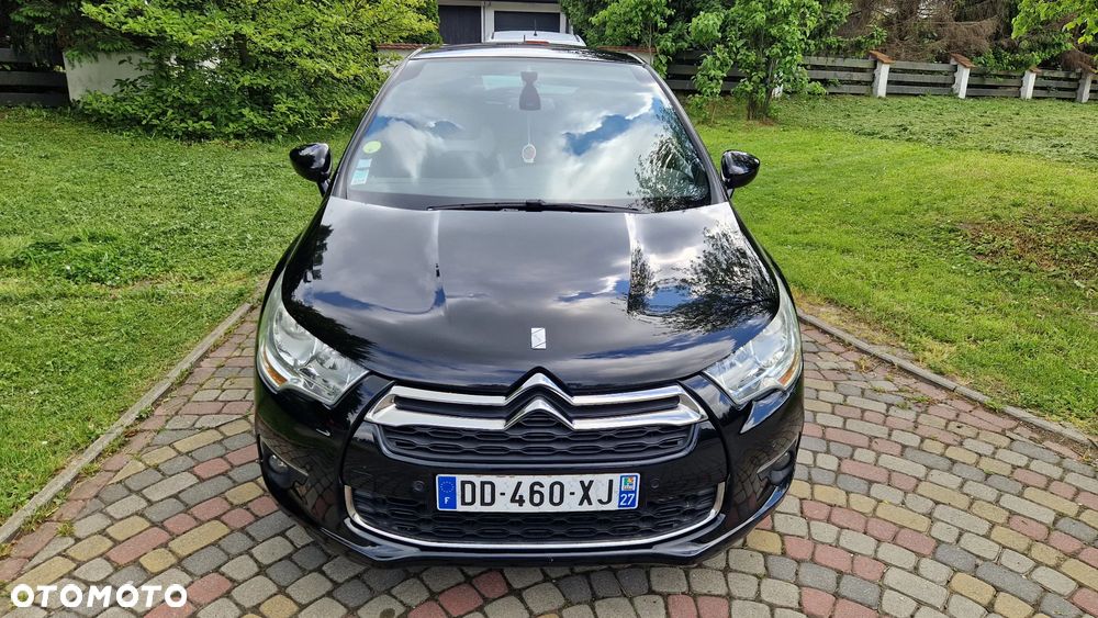 Citroën DS4 1.6 HDi SoChic - 2