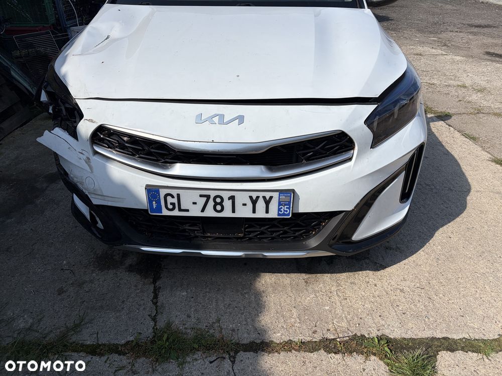 Kia XCeed 1.6 CRDi (48V Mild-Hybrid) DCT7 PLATINUM - 11