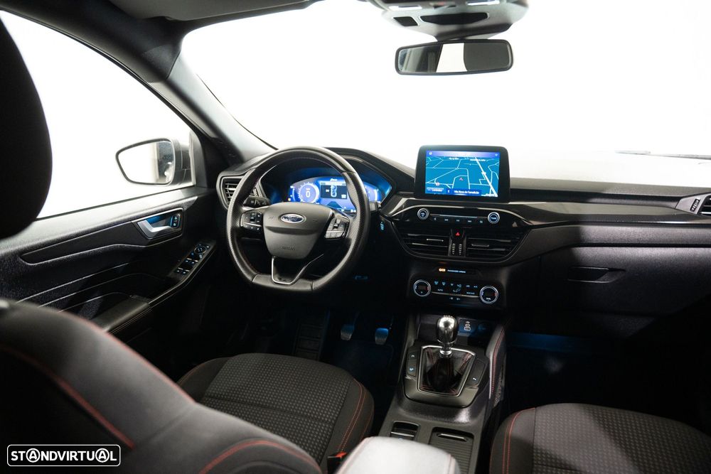 Ford Kuga 1.5 EcoBoost ST-Line - 4