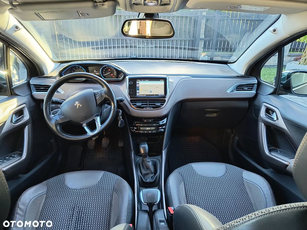 Peugeot 2008 - 16