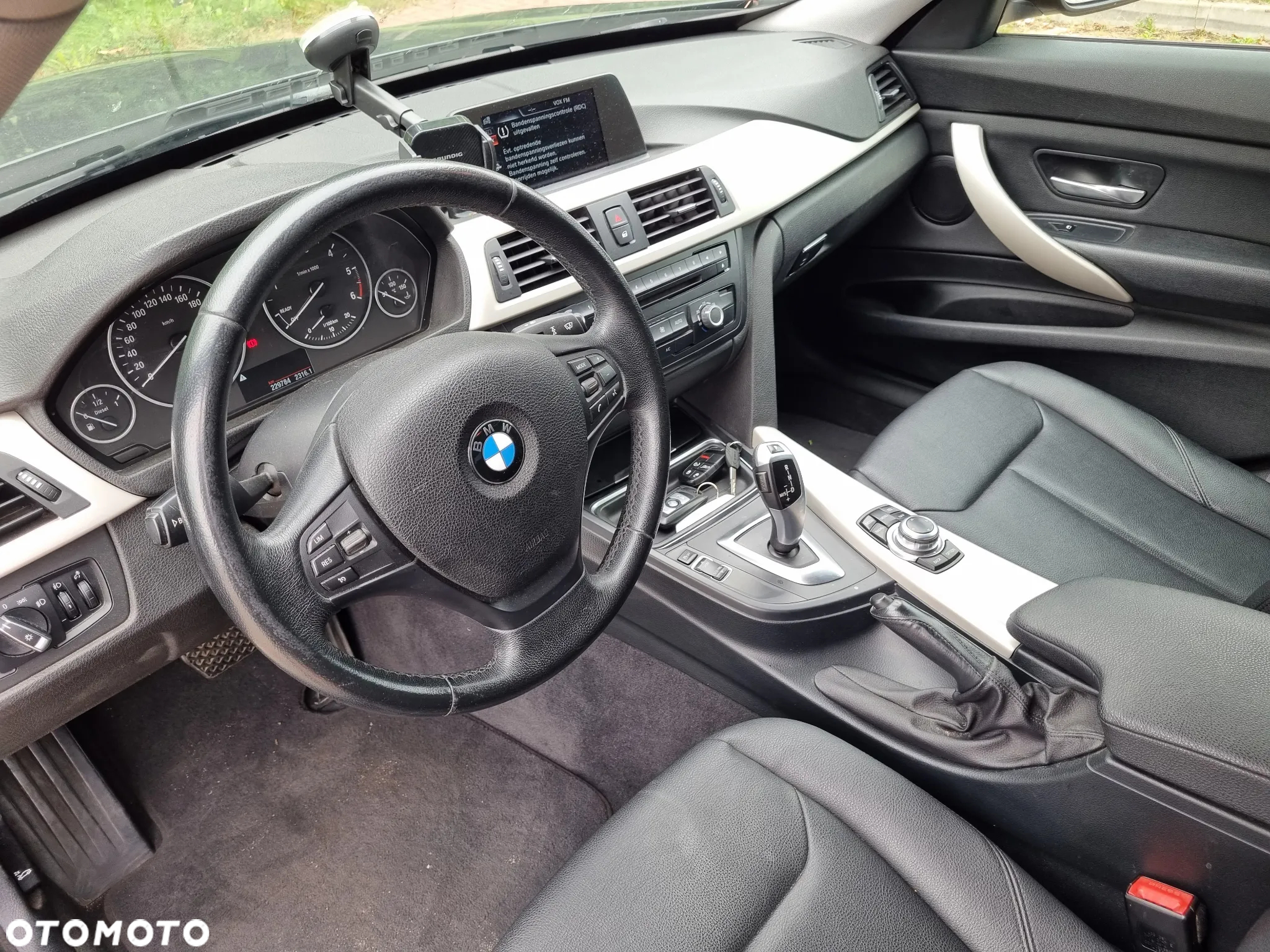 BMW Seria 3 - 18