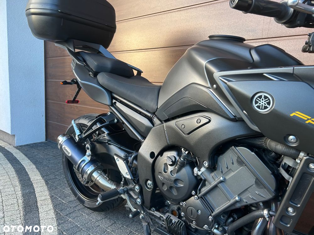 Yamaha FZ8 - 6