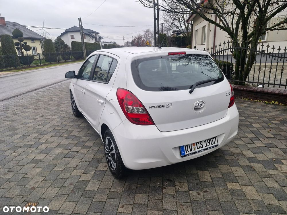 Hyundai i20 1.2 UEFA EURO 2012 Edition - 4