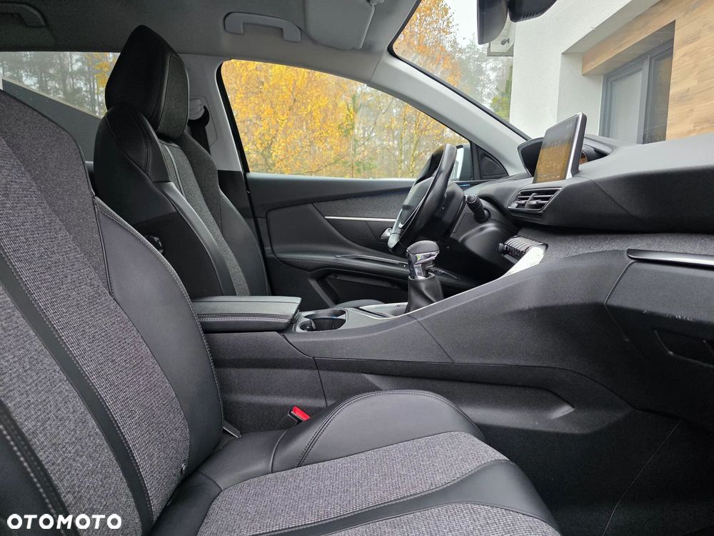 Peugeot 3008 1.5 BlueHDi Allure S&S - 25