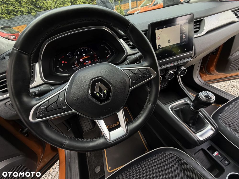 Renault Captur TCe 100 BUSINESS EDITION - 32