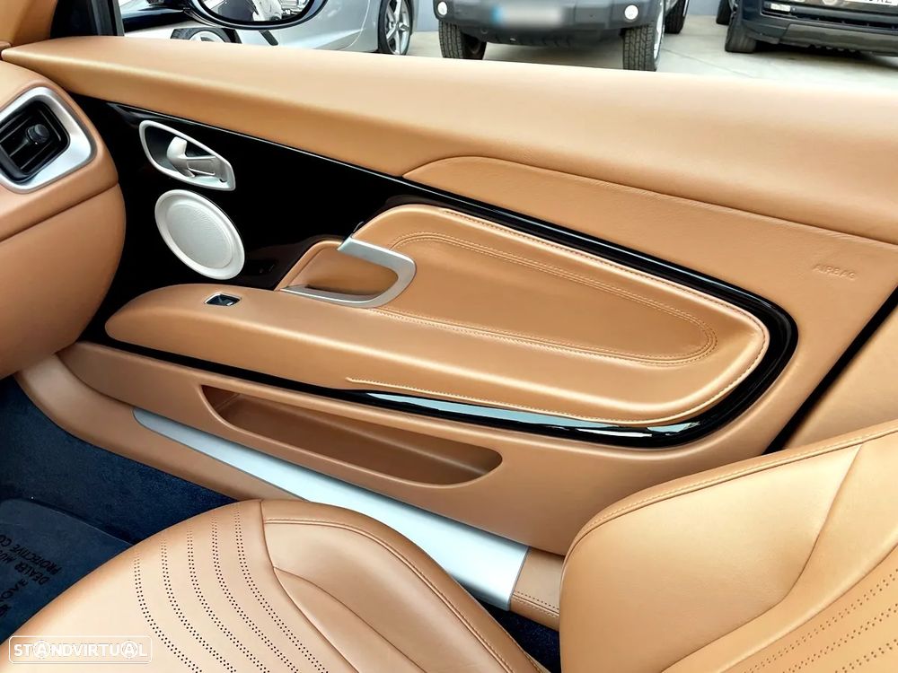Aston Martin DB11 Coupé V8 Auto - 25
