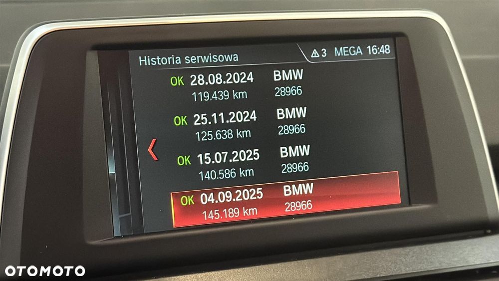 BMW Seria 2 218d - 28