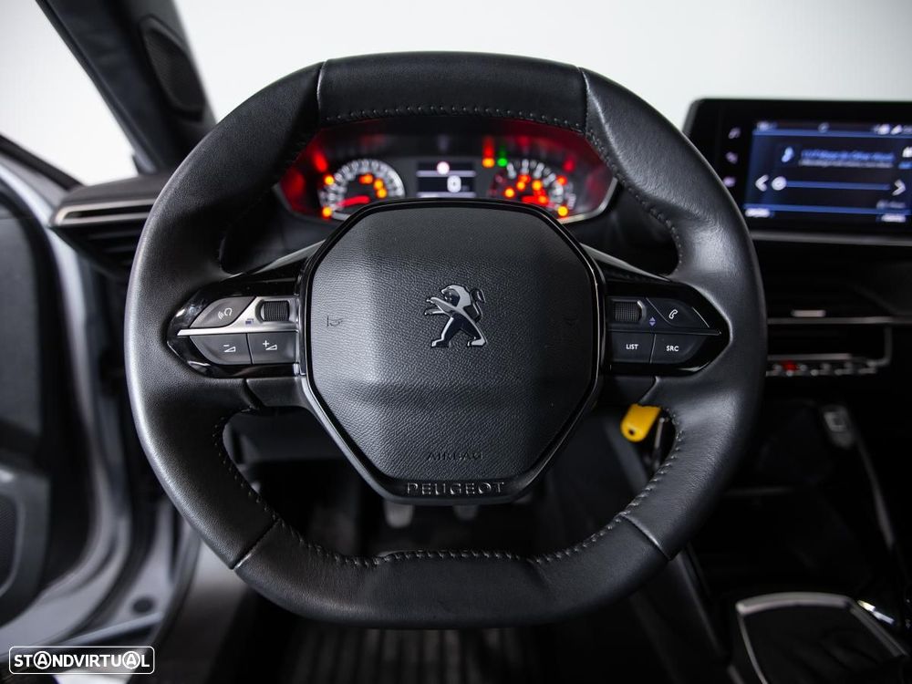 Peugeot 2008 1.2 PureTech Active - 14