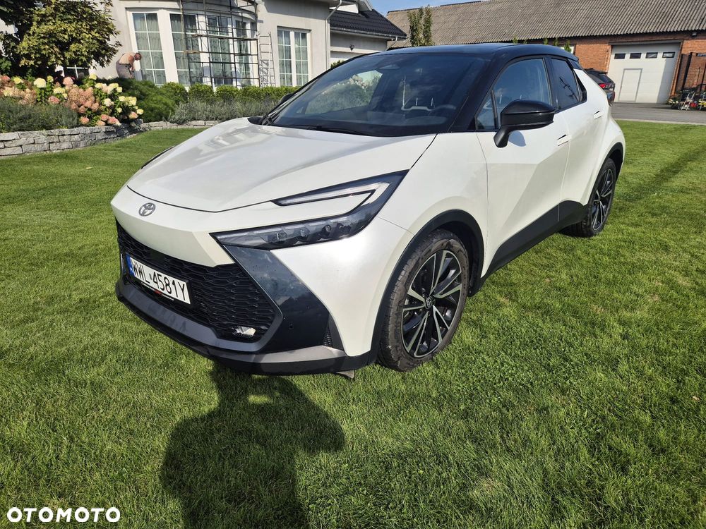 Toyota C-HR 1.8 Hybrid Black&White - 2