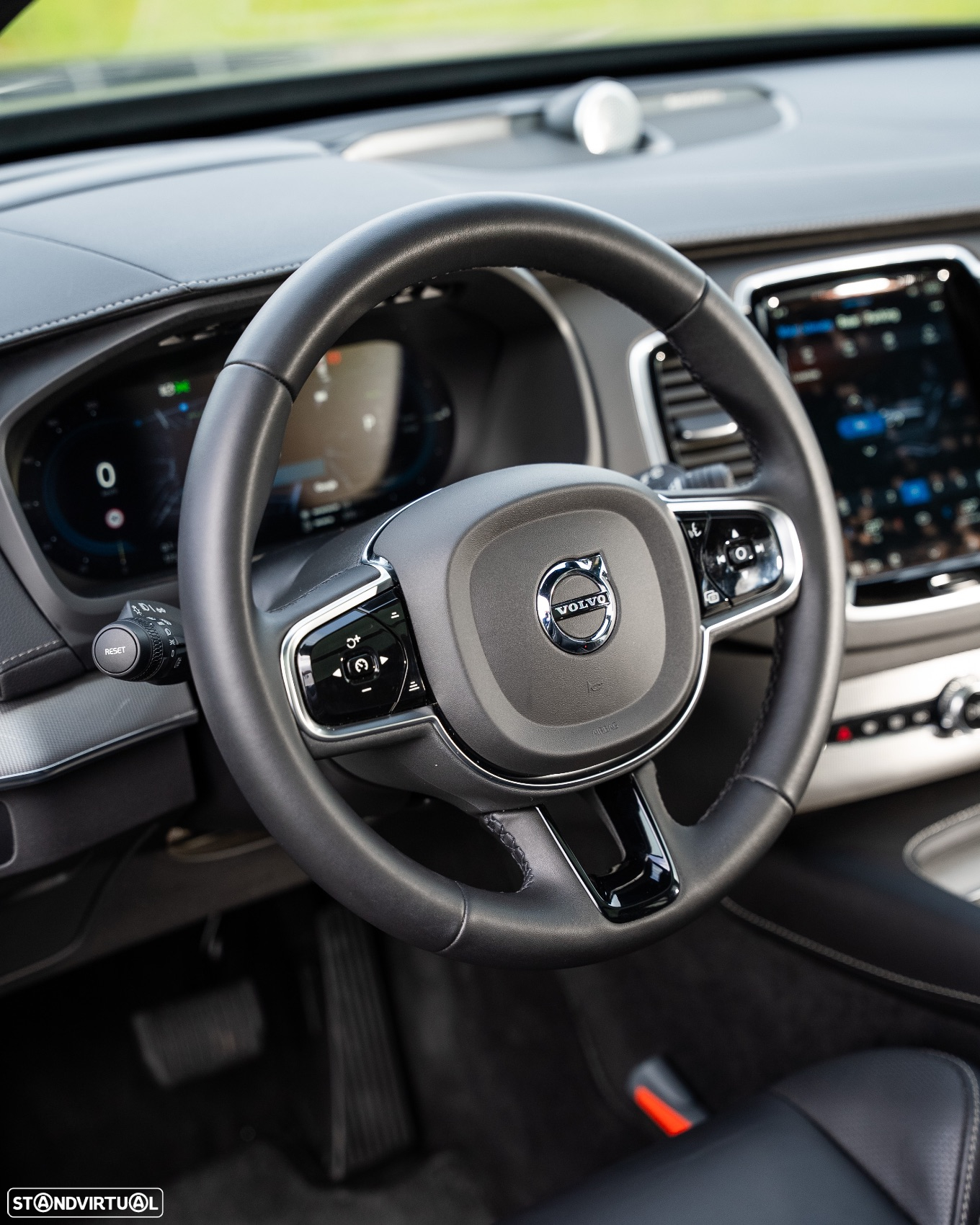 Volvo XC 90 2.0 T8 PHEV Ultimate Dark AWD - 19
