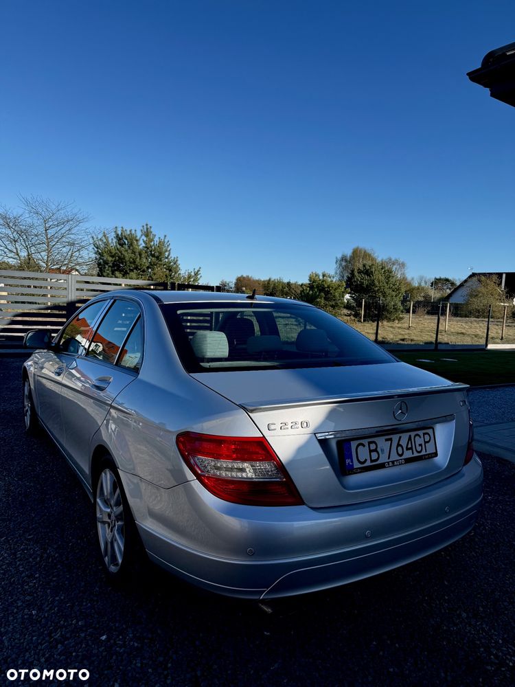 Mercedes-Benz Klasa C 220 CDI DPF Automatik Elegance - 7