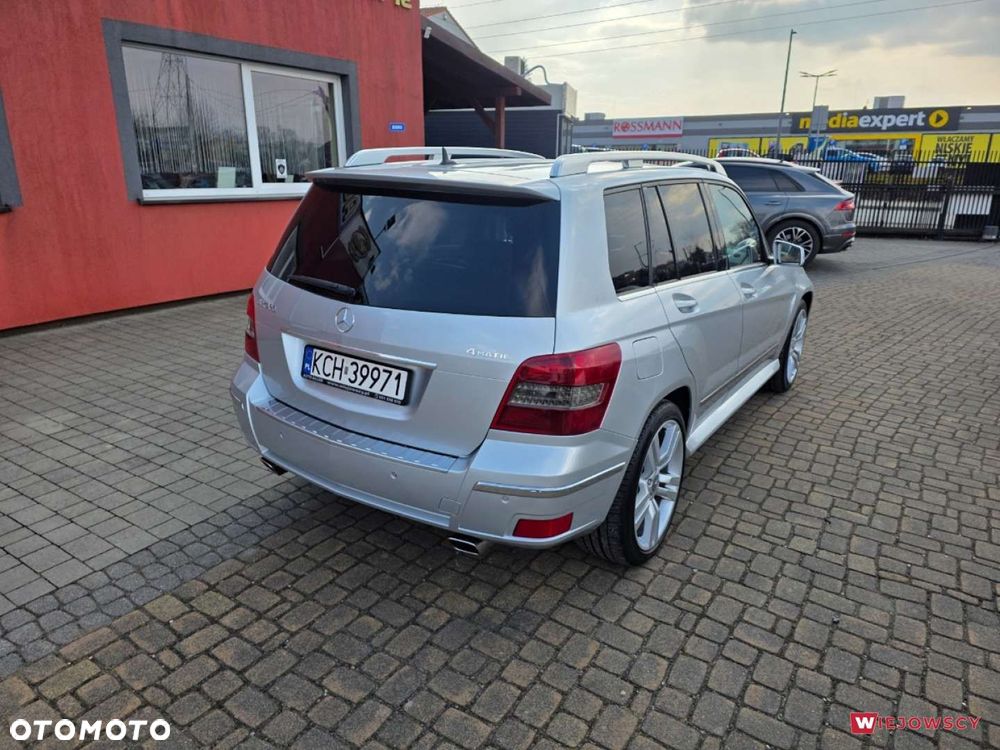 Mercedes-Benz GLK - 12