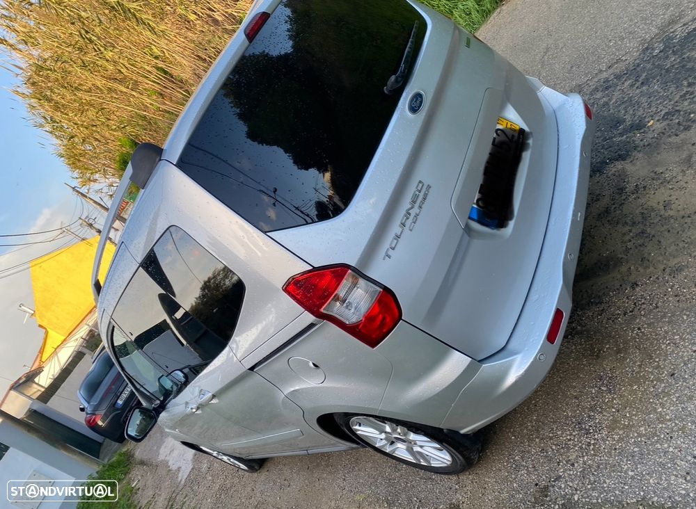 Ford Tourneo Courier - 4