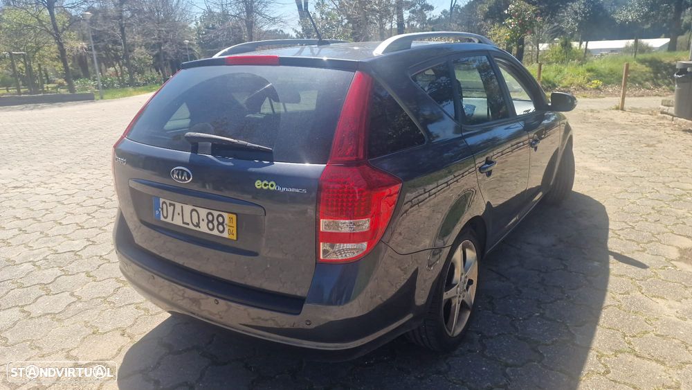 Kia Ceed SW - 4