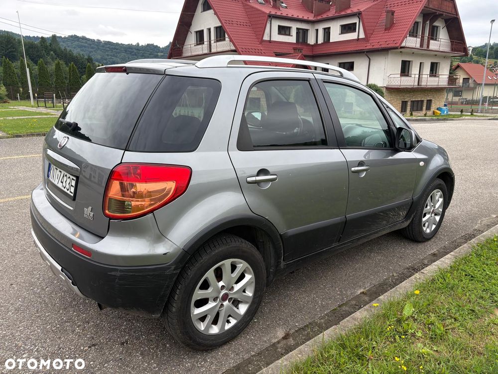 Fiat Sedici 2.0 Multijet 16V 4x4 Emotion - 4
